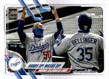 2021 Topps Hands Up! Masks Up! Los Angeles Dodgers #303 Baseball Card