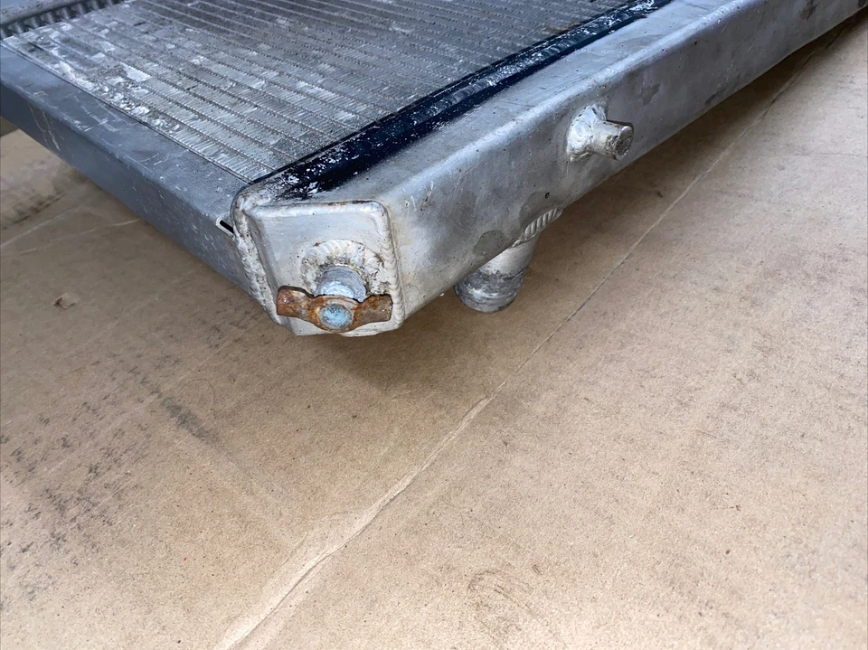 Radiador de alumínio BeCool 1992-2000 Honda Civic personalizado tamanho completo - Tamanho completo/4 fileiras - Imagem 3 de 4