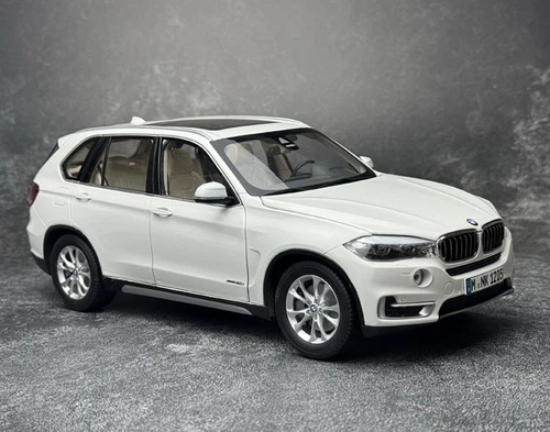 Paragon 1/18 Scale BMW X5 F15 SUV White Diecast Car Model Toy - Picture 2 of 7