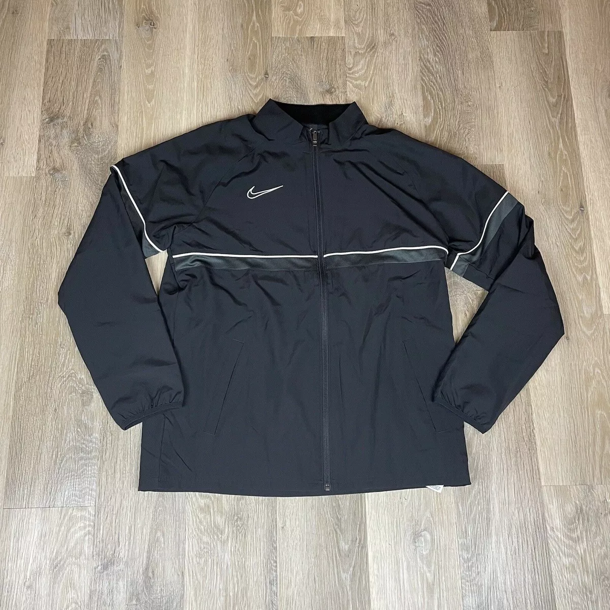 Nike windbreaker hotsell academy
