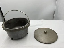 Vintage USA Service Ideas Inc Pewter Mini Country Kettles Bean Pots