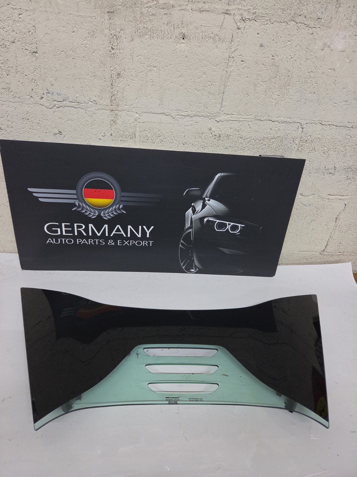 McLaren 765LT Spider 2021-2025 Rear Rear window trim P/N 28AB135CP