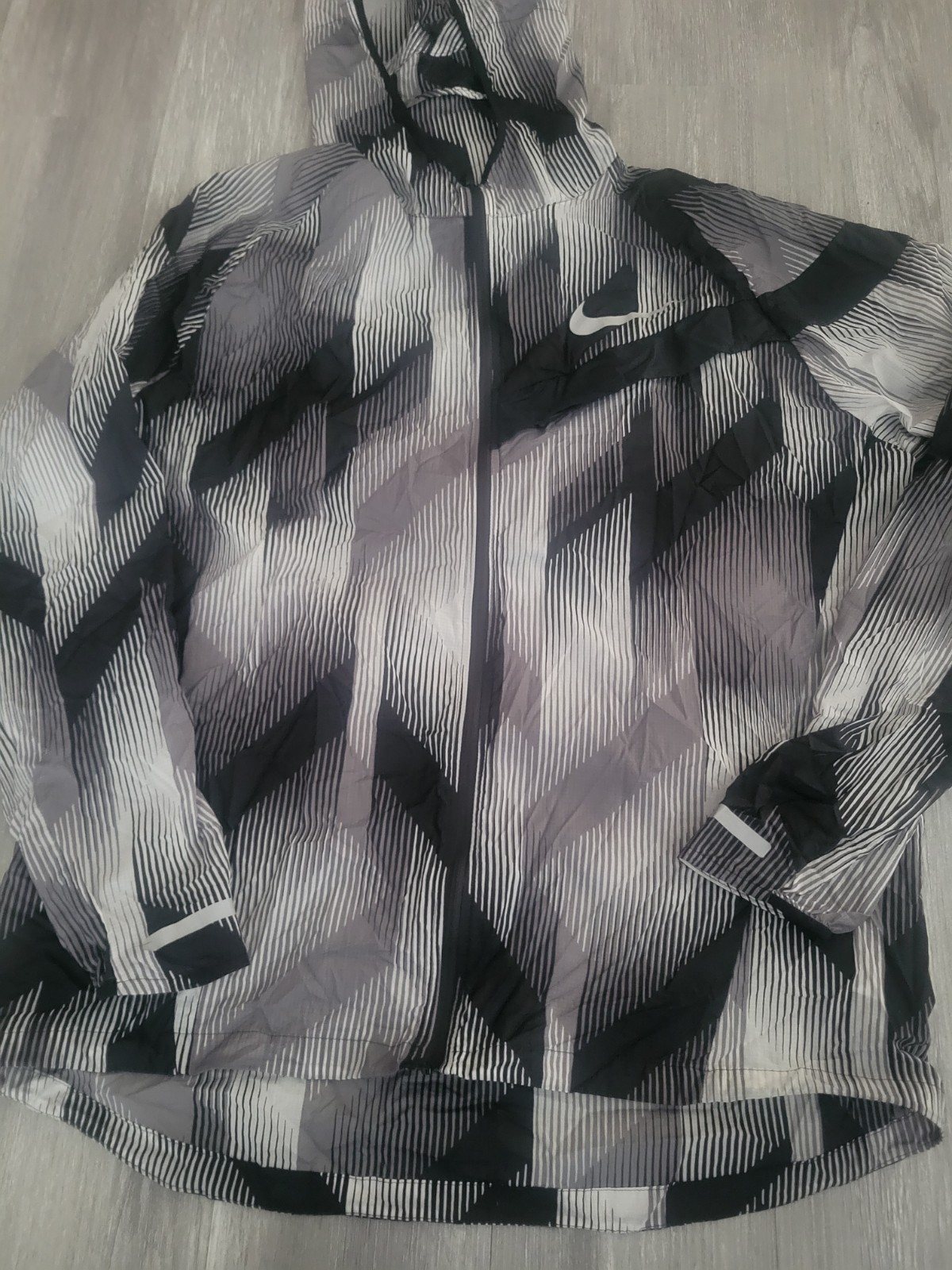 Nike Tech Pack Shield Repel Running Jacket Black … - image 2