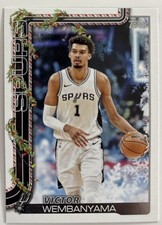 VICTOR WEMBANYAMA 2025-26 Topps Holiday Basketball Card #H156 San Antonio Spurs