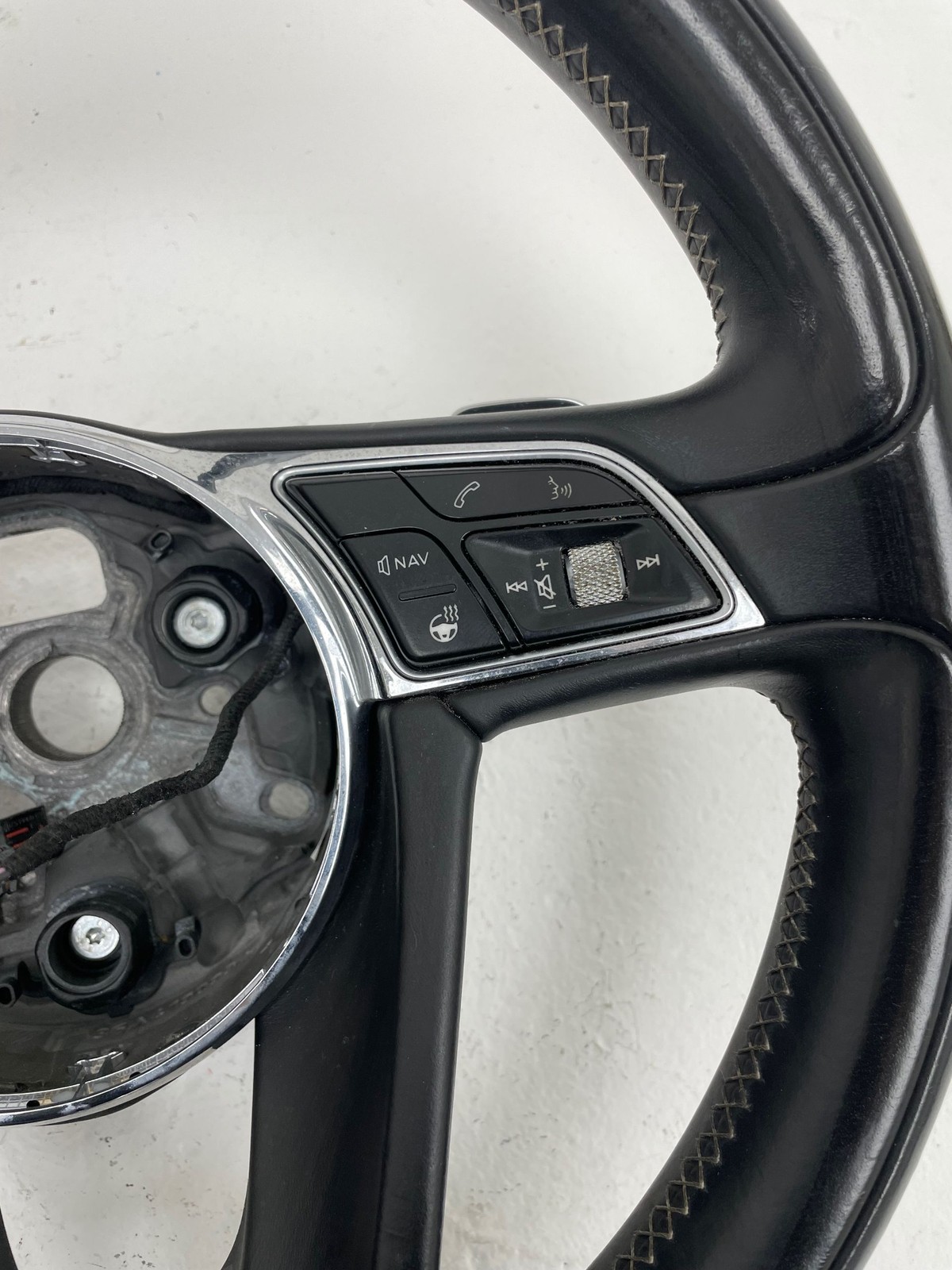 2015-2020 BENTLEY BENTAYGA Beluga Heated Leather Steering Wheel Assy w/ Controls