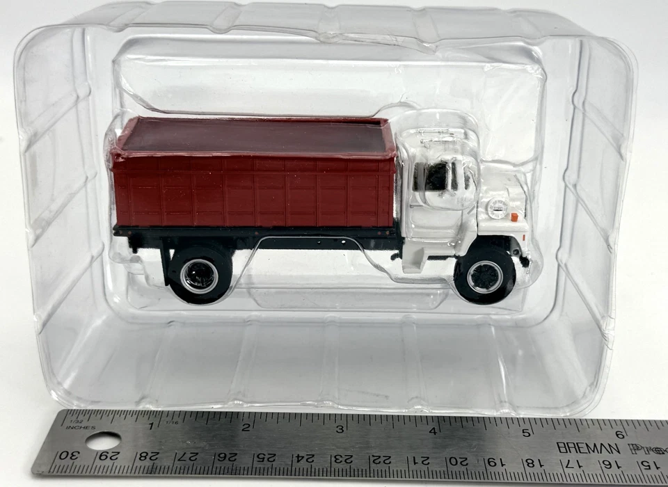 Réplicas de estante superior - Camión de grano Ford L9000 blanco - 1:64 #30017 - sin caja Foto 2 de 2