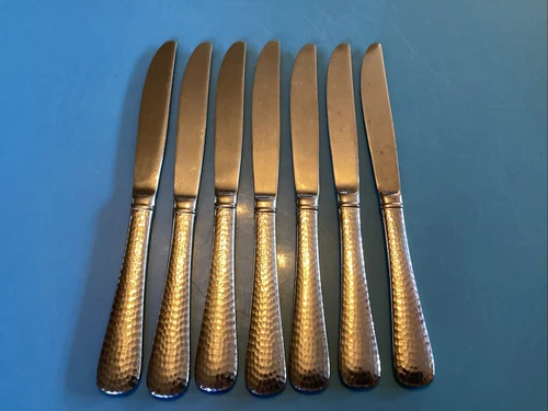 Lot of 7 Pieces Reed Barton Olde English Hammer Dinner Knife Flatware READ