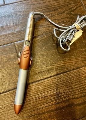 Titanium Infiniti Pro Frizz Free ionic 1 In. Curling Iron Ceramic Auto Shutoff