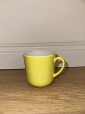 Dibbern Solid Color Becher Sonnengelb