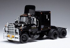 IXO Models TR100 1:43 Scale 1966 Mack R-Series Semi-Tractor Die-Cast