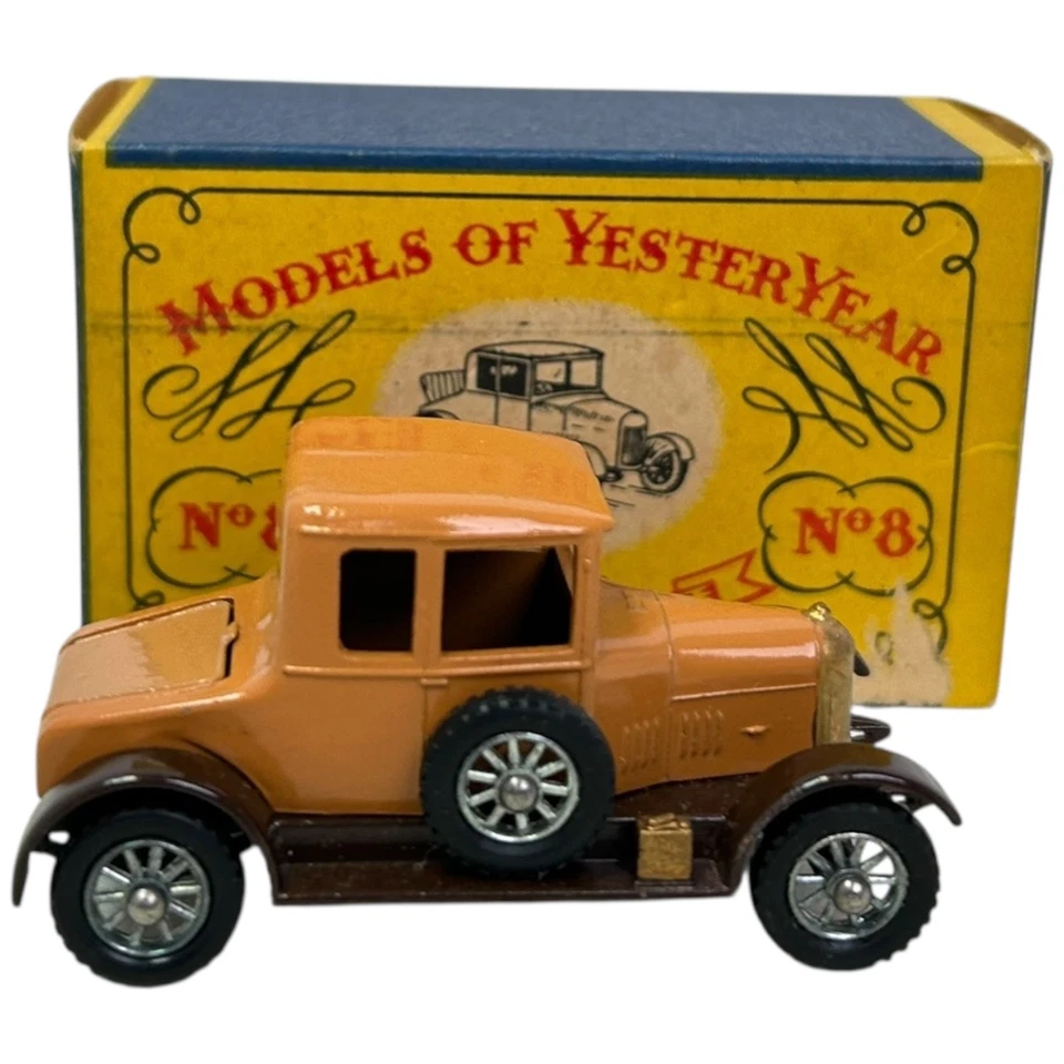 Matchbox Models of Yesteryear 1926 Morris Cowley Bullnose No. 8 with Box Vintage - Image 3 of 4