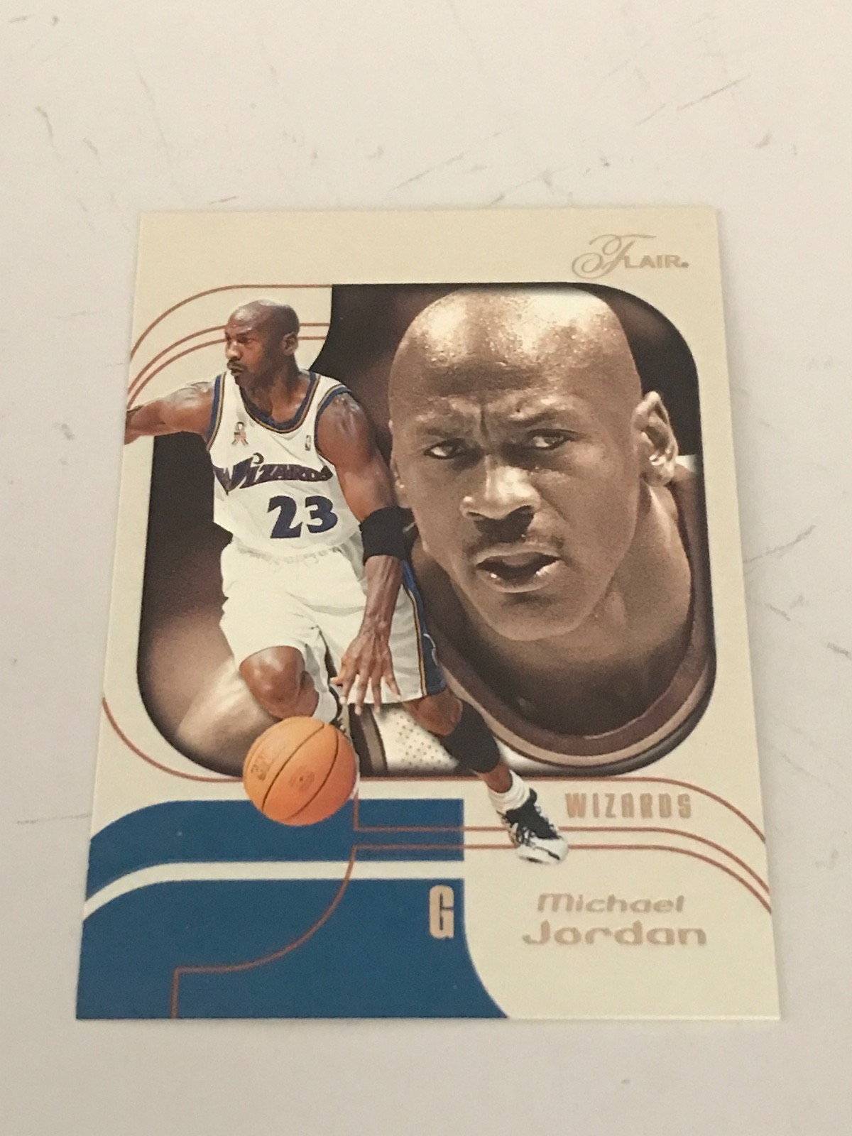 MICHAEL JORDAN 02/03 FLEER FLAIR #69