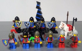 LEGO 6061 Siege Tower Crusaders Black Falcons Castle Minifigures