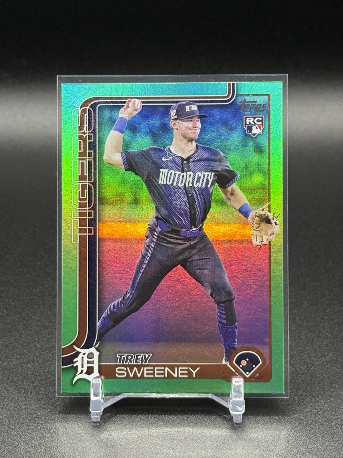 #67 Trey Sweeney Green Rainbow Foil #32/99 (RC) - 2025 Topps Series 1