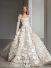 Wedding Dresses New Arrival A-line for Bride Heart with Detachable Full Sleeves