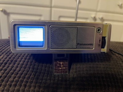 #ad Vintage 1982 Panasonic Travelvision TR 1000P Portable Solid State TV Radio Works $99.97