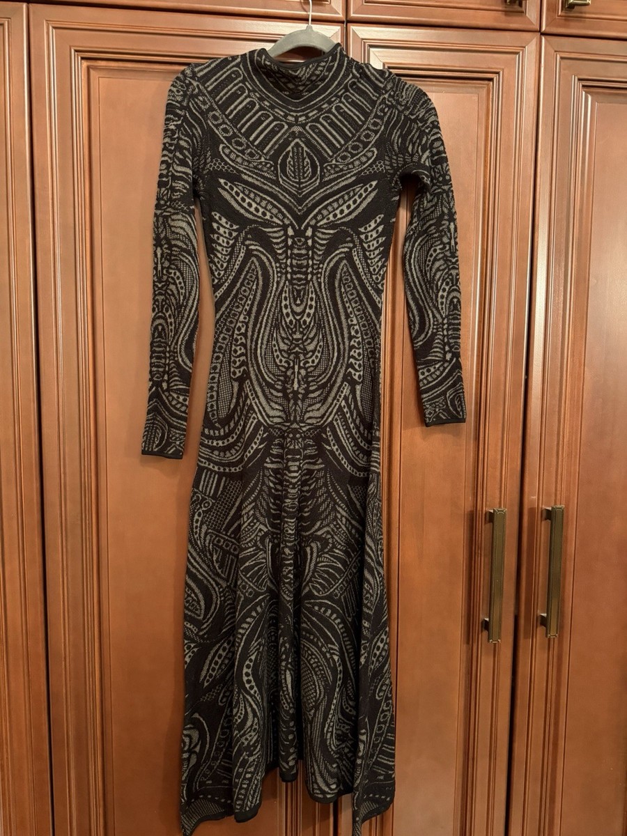 green emerald velvet dress Women Blue & Maroon Floral Printed V-Neck Crepe Fit & Flare Maxi Dress