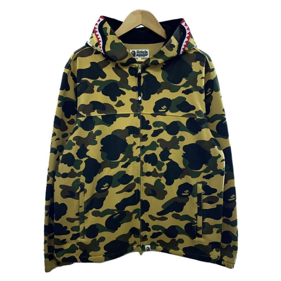 A BATHING APE 1ST CAMO WINDSTOPPER SHARK HOODIE Size: L A BATHING APE 1ST CAMO WINDSTOPPER SHARK HOODIE Size: L