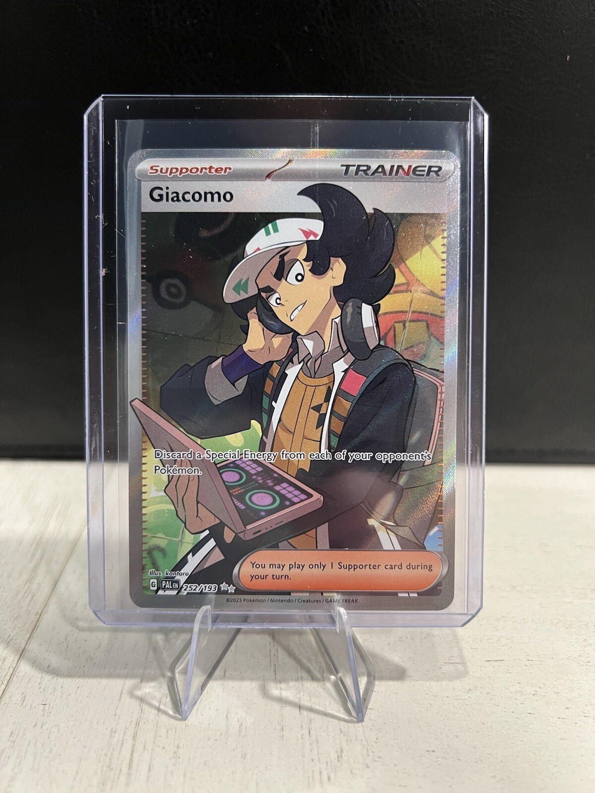Pokémon TCG: S&V Paldea Evolved - Giacomo UR 252/193 - NM