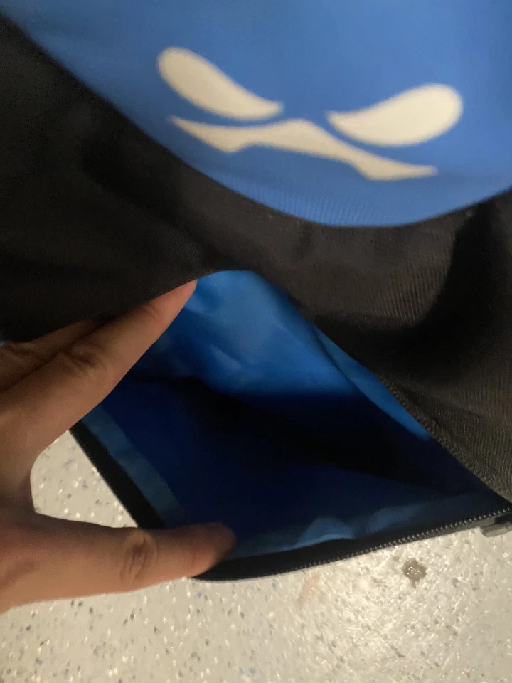 Mochila Ghostek Foto 2 de 4