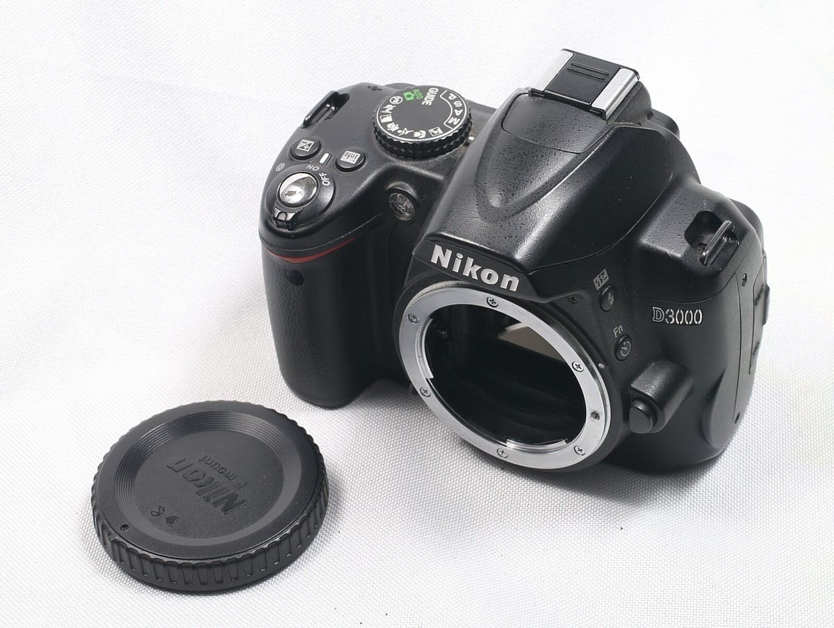 Nikon D D3000 10.2MP Digital SLR Camera UNTESTED 8761 689466142754