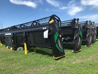 Macdon FD140 John Deere/Lexion/Agco/CIH/NH Combine Headers