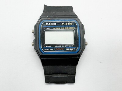VINTAGE CASIO F-91W DIGITALUHR CLASSIC LCD RETRO 80er 90er UNGETESTET