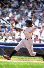 EU434 Delino DeShields Baltimore Orioles Baseball 8x10 11x14 16x20 Photo
