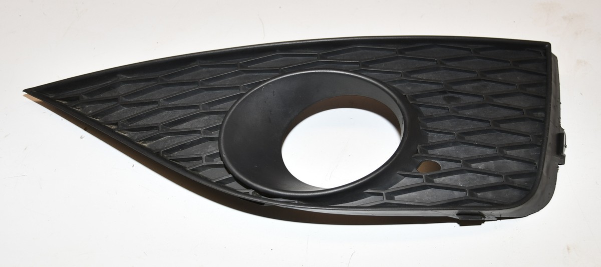 Pare-chocs Avant Sans Grille Avec Trous Antibrouillard - Réf 6Q0853666E9B9, Fabricant 63017062 - Neuf