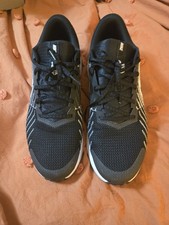 Nike Run Defy Men s Low Top Mesh Lace-Up Snea...