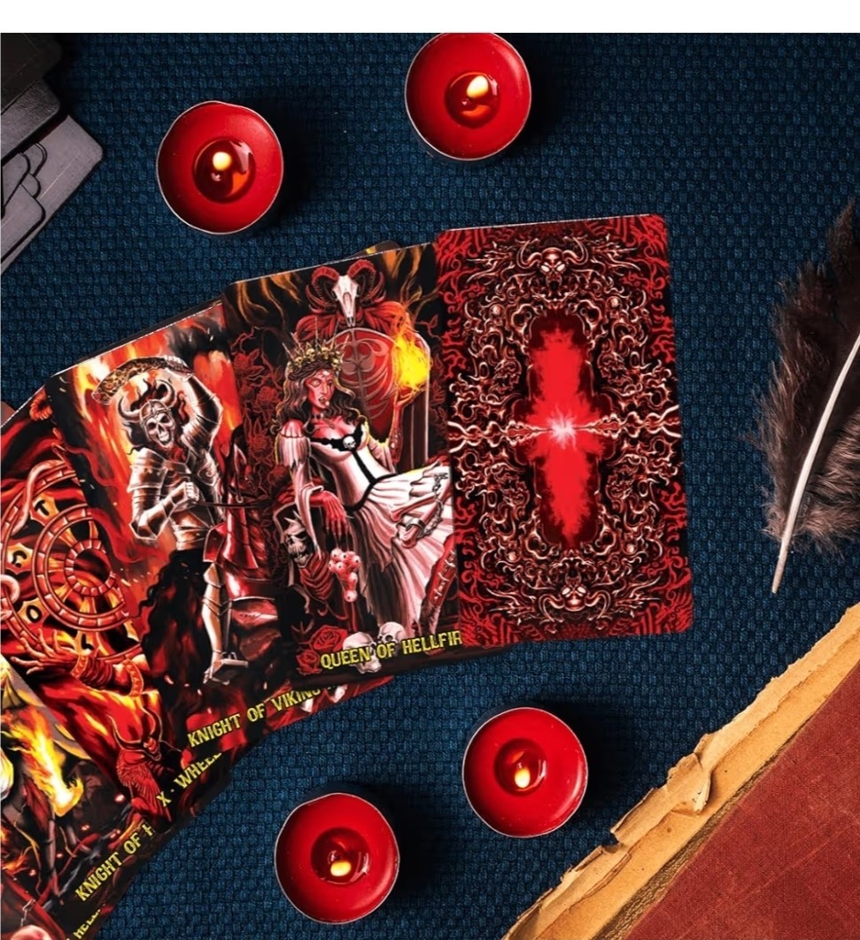 Horror Tarot Guide.pdf The Path of Horror Tarot Card Deck & Guidebook for Beginners, Creepy