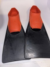 FINIS Long Floating Fins Orange/Black, S US Male 3-5 / US Female 4-6 