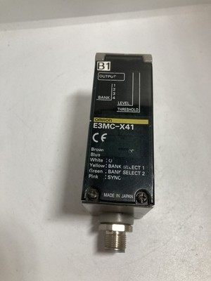 OMRON E3MC-X41 PHOTOELECTRIC FIBEROPTIC SWITCH COLOR SENSOR