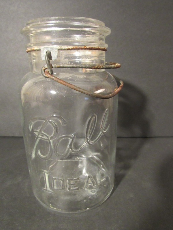 Vintage Atlas E-Z Seal Quart Mason Canning Jar Clear Glass Wire Bail 1920's