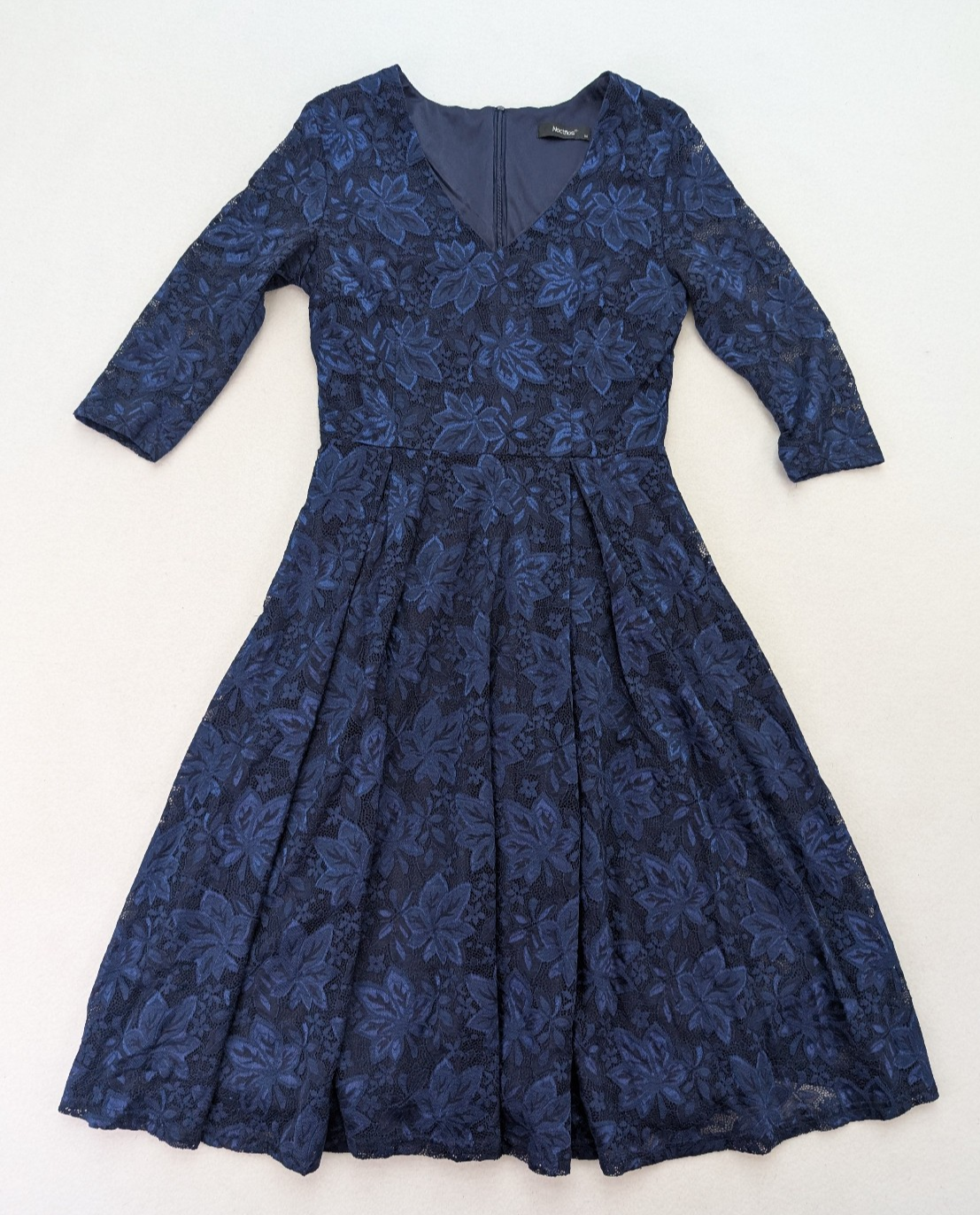 Noctflos Women's Dress Size M Navy Blue Lace Midi 3/4 Sleeve Fit & Flare