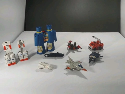 VINTAGE GOBOTS Bandai 1980's ROBOT TOY LOT Transformers like