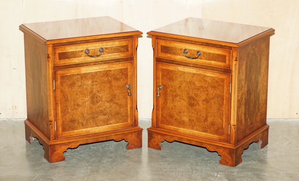 PAIR OF BRIGHTS OF NETTLEBED BURR WALNUT SIDE TABLE SIZED NIGHTSTANDS CUPBOARDS - Image 2 of 4