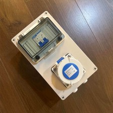 Outdoors IP67 Socket Box Electrical Enclosure Distribution Box RCD 32/16A Socket