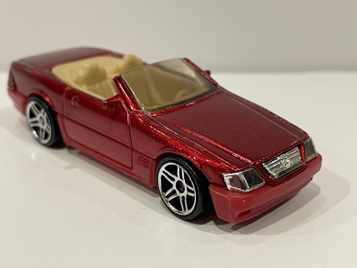 Hot Wheels 1999 Mercedes-Benz 500 SL Convertible ; made in China