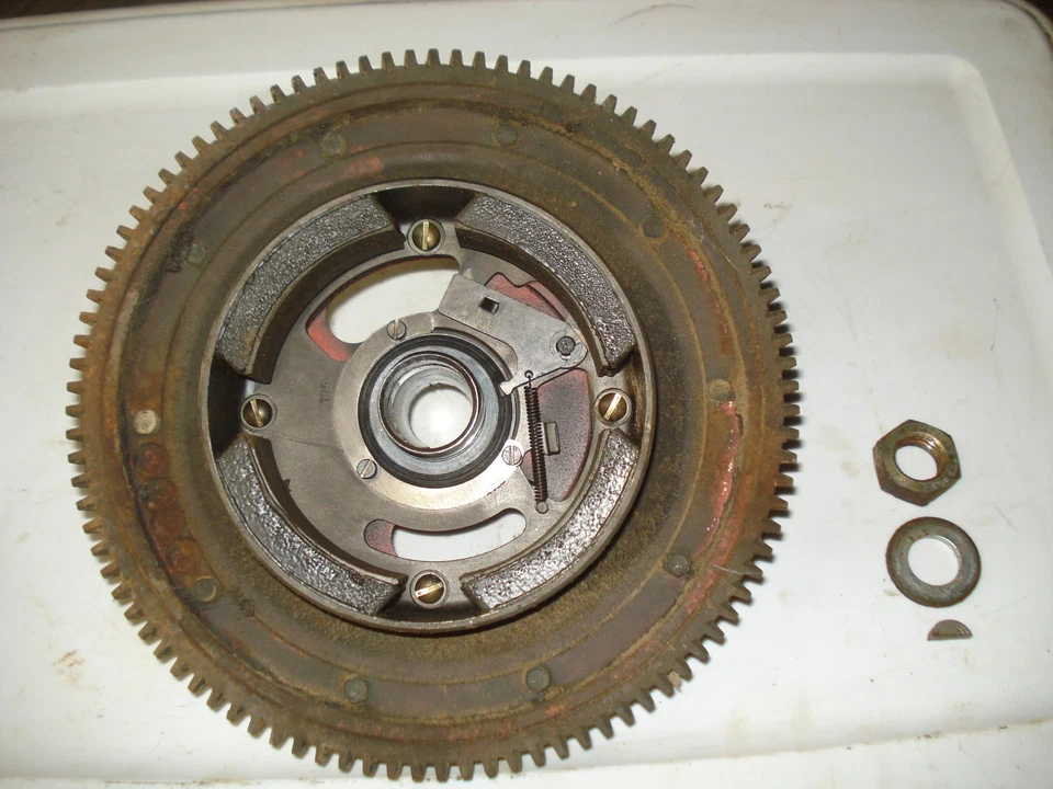 Arctic Cat Panther 399 Kohler 1970 volante rotor imanes magneto - ventilador roto Foto 3 de 4