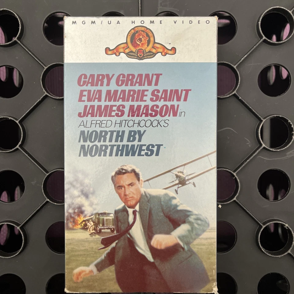 9 VHS Bundle Drama, Mystery, Action, Novel and Romance Vintage VHS Films Foto 3 de 4