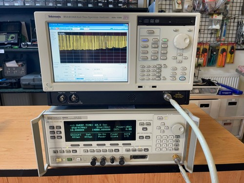 Tektronix RSA6114A Real Time Spectrum Analyzer 9kHz-14GHz - Picture 7 of 7