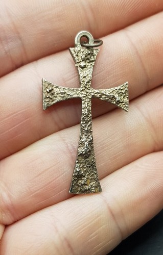 Unusual Design Vintage Silver Cross Pendant. Rustic. Organic. Handmade? - Picture 4 of 8