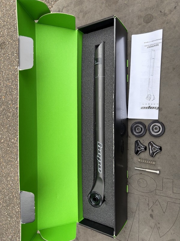 Hope Carbon Seatpost | 31.6 X 400mm | Circular Rails | RRP £160 | Black