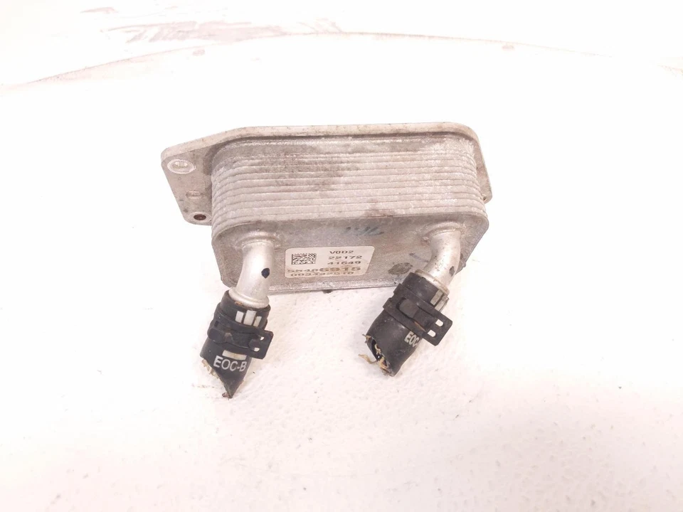 2020-2023 Gmc Acadia Engine Oil Cooler Radiator 55486915 - Image 3 of 4