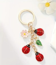 DAISY LADYBUG GOLDTONE KEYCHAIN/ FOB NWOT