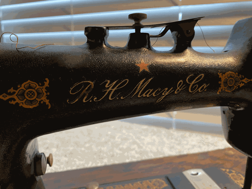 Early 1900's Antique Macy's hand crank sewing machine - Red Star very rare - Picture 17 of 22