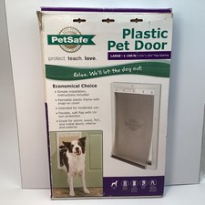 PetSafe PPA00-10960 Plastic Pet Door Large for Dogs 1-100 lbs Flap Opening - New