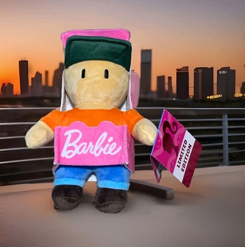 Barbie Stumble Guys 8 Zoll FAN GUY PLÜSCHFREUNDE Limited Edition - Bild 4 von 5