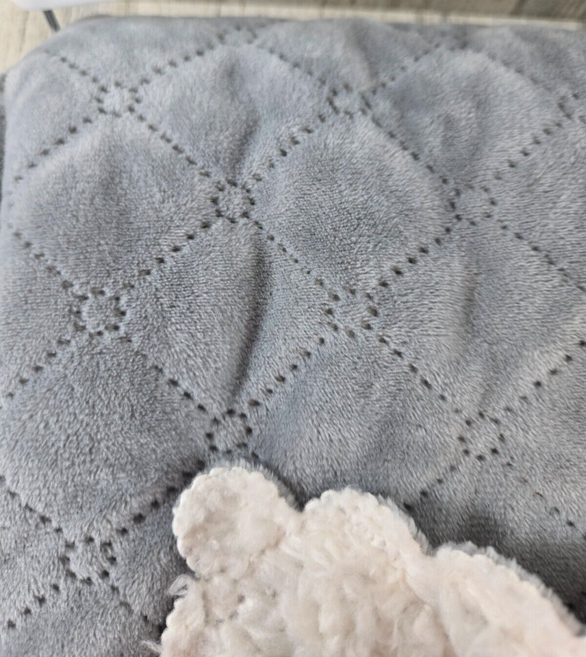 Smilo Baby Receiving Blanket - Reversible Gray & White Star Design, 40" X 30", 100% Polyester Softness